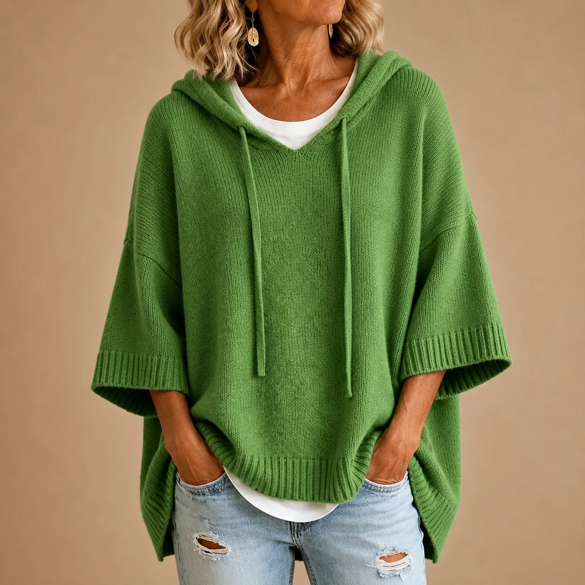 OTTAVIA | PONCHO DE PUNTO CON CAPUCHA Y MANGA TRES CUARTOS