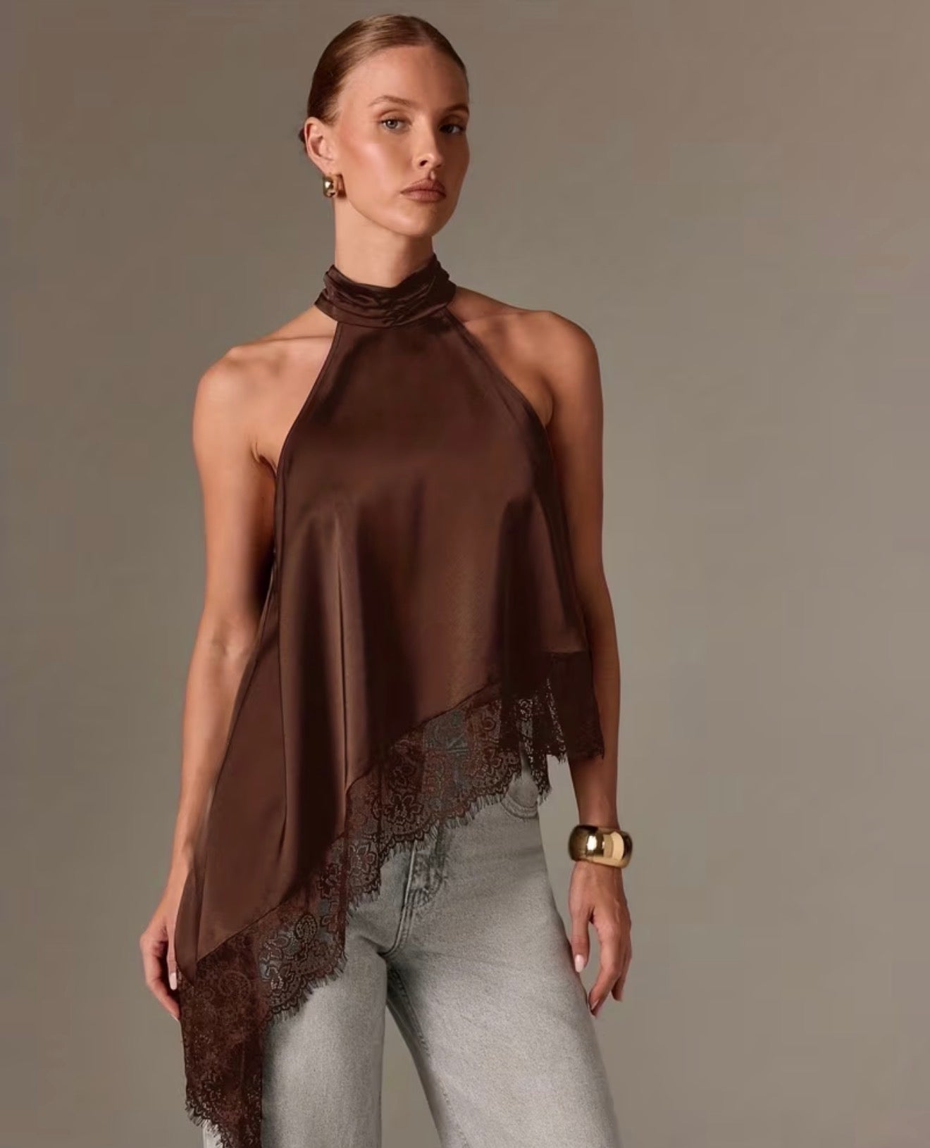BLUSA ASIMÉTRICA ENCAJE